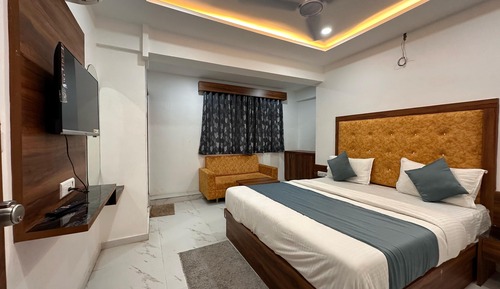 Deluxe Room, River View