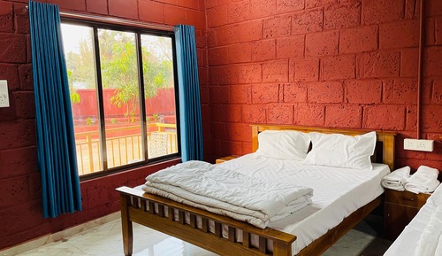 Basic Double Room