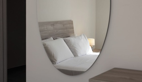 Ático Confort, 1 cama de matrimonio con sofá cama, patio, vistas al mar