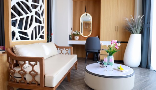 Habitación básica, balcón, vistas a la ciudad