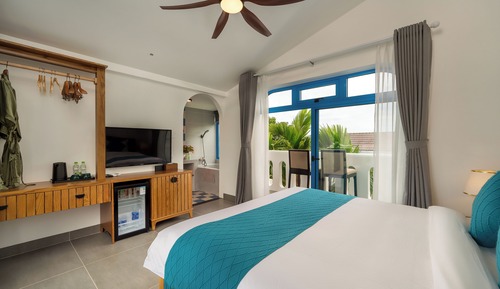 Habitación Deluxe doble, 1 cama de matrimonio grande, vistas a la ciudad