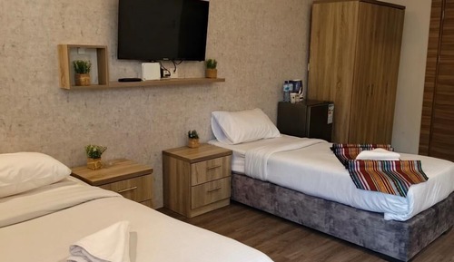 Comfort Triple Room