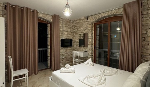 Habitación Confort doble, vistas al patio