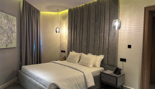 Apartamento de lujo, 2 camas de matrimonio, cocina básica