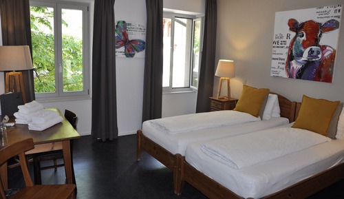 Habitación estándar con 1 cama doble o 2 individuales