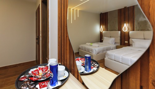 Habitación cuádruple Deluxe, vistas al jardín