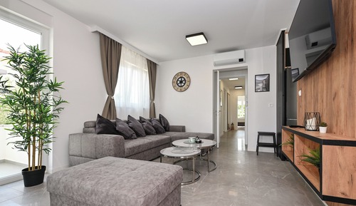 Apartamento Deluxe, 4 habitaciones, piscina privada, vistas a la piscina