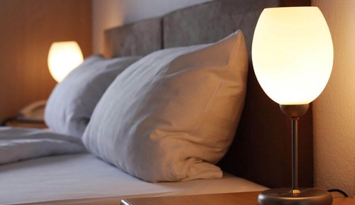 Habitación básica con 1 cama doble o 2 individuales