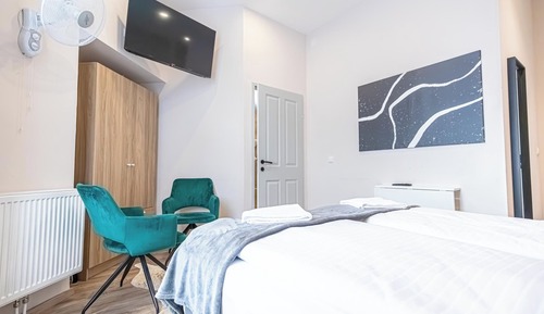 Habitación básica, 1 cama de matrimonio, no fumadores, vistas a la ciudad