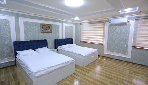 Habitación de lujo con 1 cama doble o 2 individuales