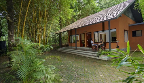 Dúplex familiar, patio, vistas al jardín