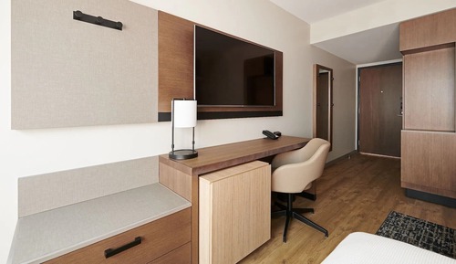Habitación, 1 cama de matrimonio grande con sofá cama (High Floor)