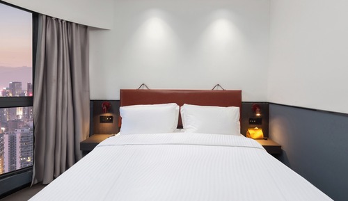 Habitación básica doble, vistas a la ciudad