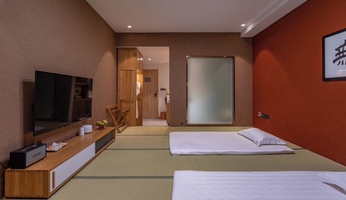Habitación clásica con 2 camas individuales