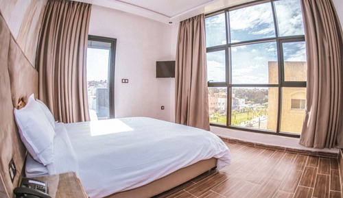 Suite familiar, balcón, vistas a la ciudad