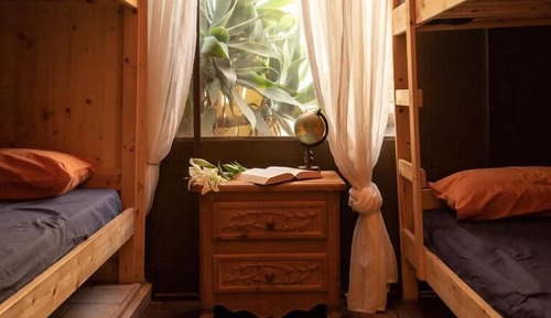 Cabaña estándar, solo para mujeres, no fumadores