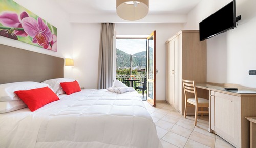 Habitación Deluxe, balcón, vistas al jardín