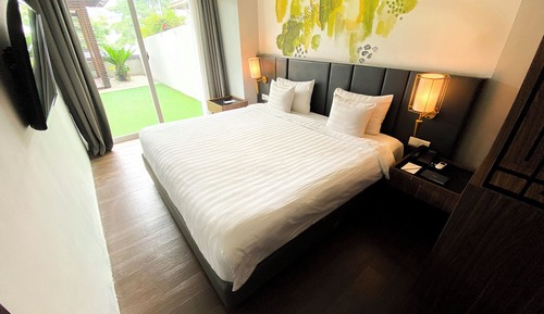 Suite, no fumadores, balcón