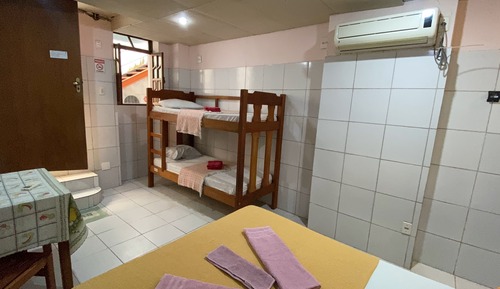 Habitación cuádruple estándar, baño privado