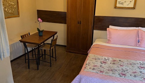 Habitación exclusiva con 2 camas individuales