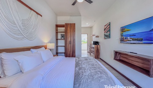 Junior Standard Suite + Terrace 11