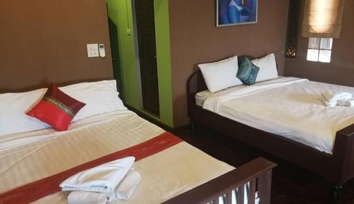Habitación cuádruple Deluxe