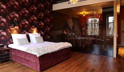 Luxury Studio Suite, City View