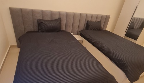 Apartamento familiar, fumadores, vistas parciales al mar