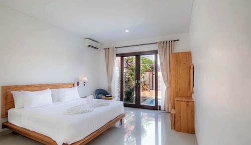Villa, 4 habitaciones, vistas a la piscina
