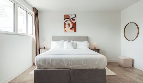 Apartamento de lujo, balcón, vistas al mar