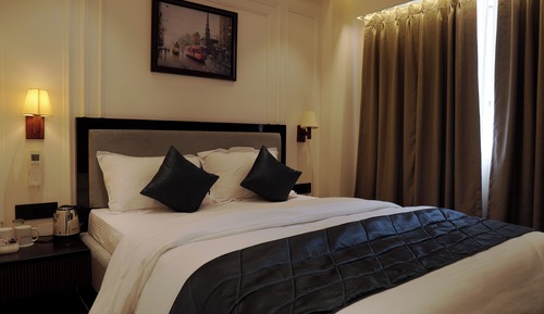 Habitación Deluxe doble, 1 cama de matrimonio, fumadores, vistas a la ciudad