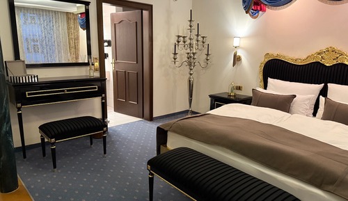 Suite Deluxe, baño privado, vistas a la ciudad