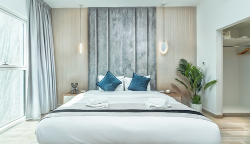 Apartamento superior, 4 habitaciones, balcón, vistas al canal