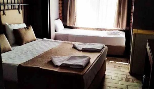 Habitación triple Confort, no fumadores, planta baja