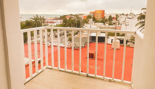 Habitación básica doble, balcón, vistas al mar