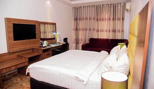 Habitación Deluxe, balcón, vistas a la ciudad