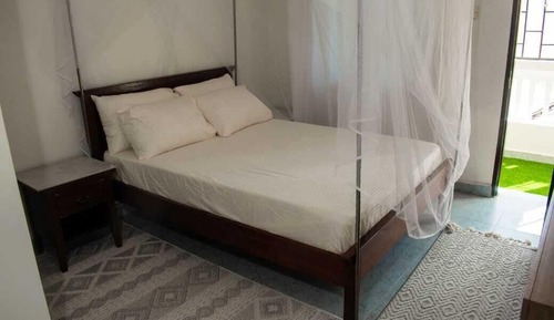 Apartamento, 2 habitaciones, balcón, vistas a la ciudad