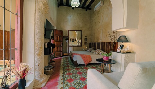 Habitación doble, 1 cama de matrimonio grande con sofá cama, baño privado