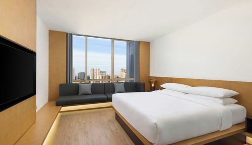 Habitación estándar, 1 cama de matrimonio grande, vistas a la ciudad
