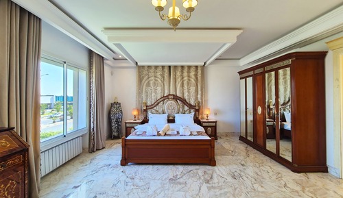 Suite Royal, 1 cama de matrimonio grande, acceso a la piscina, vistas al lago