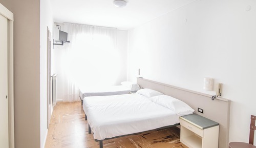 Habitación triple económica