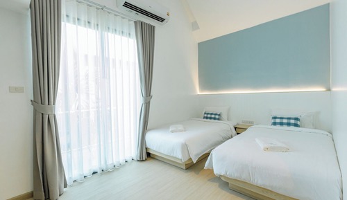 Habitación Deluxe con 2 camas individuales, balcón