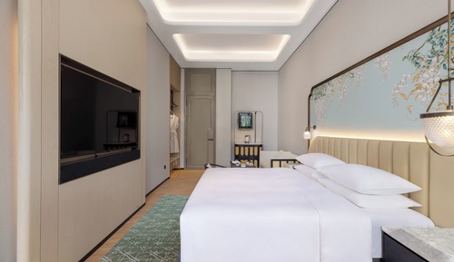 Suite estudio romántica, 1 cama de matrimonio grande, baño privado, vistas al jardín