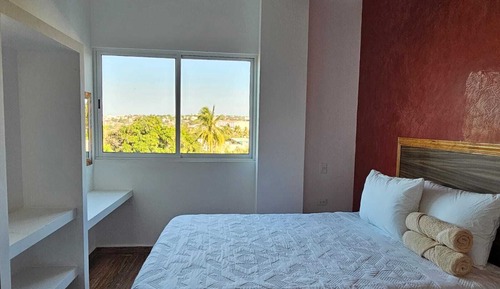 Standard Single Room, Partial Sea View
