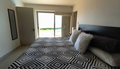 Apartamento clásico, vistas al mar
