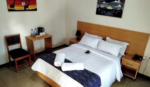 Habitación superior, 1 cama doble, vistas a la colina