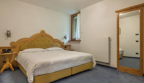 Habitación económica con 1 cama doble o 2 individuales