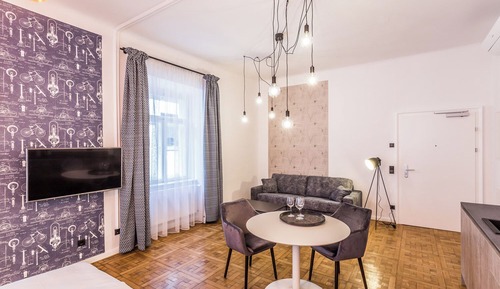 Apartamento familiar, balcón, vistas a la ciudad
