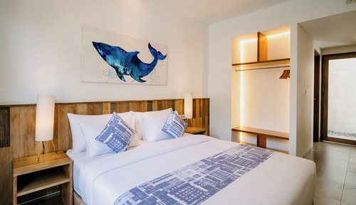 Habitación Deluxe doble, vistas a la piscina