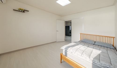 Habitación básica, 4 habitaciones (Entire House (Room 103 + Room 104))